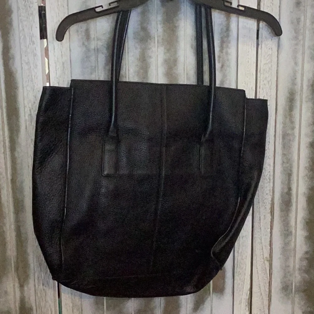 Banana Republic leather bag/briefcase, beautiful, EUC, black